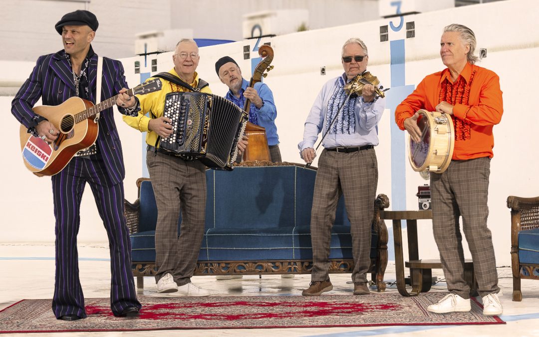 Tanssivuosi 2026 polkaistaan vauhtiin Keiskin & Enon tahtiin pe 9.1.2026